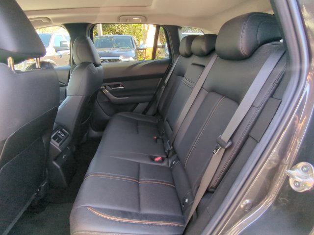 Used 2025 MAZDA CX-50 AWD 2.5 Hybrid w/ Premium Pkg image 15