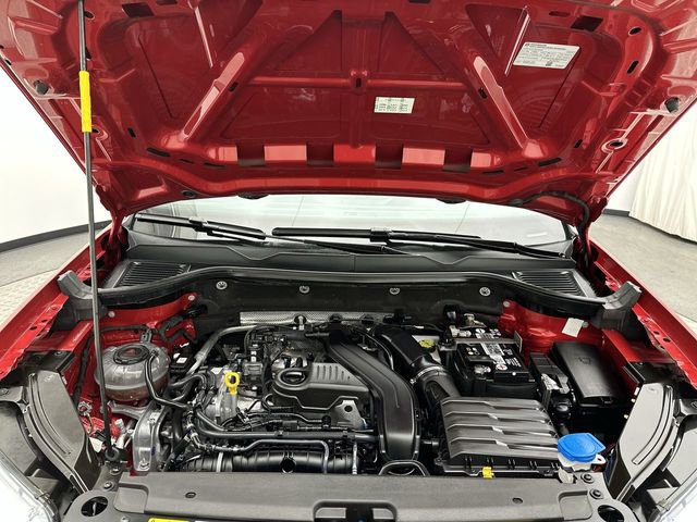 Used 2023 Volkswagen Taos SE w/ Panoramic Sunroof Package AWD/4WD image 25