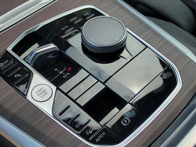 Used 2026 BMW X5 xDrive40i w/ M Sport Package image 13