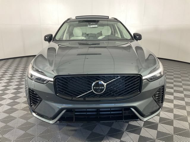 New 2026 Volvo XC60 T8 Ultra AWD/4WD image 2