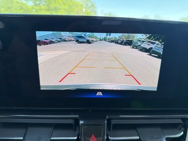 Used 2025 Chevrolet TrailBlazer LT AWD/4WD image 26