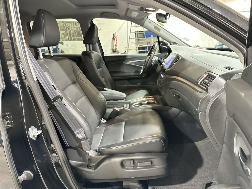 Used 2023 Honda Ridgeline RTL-E image 25
