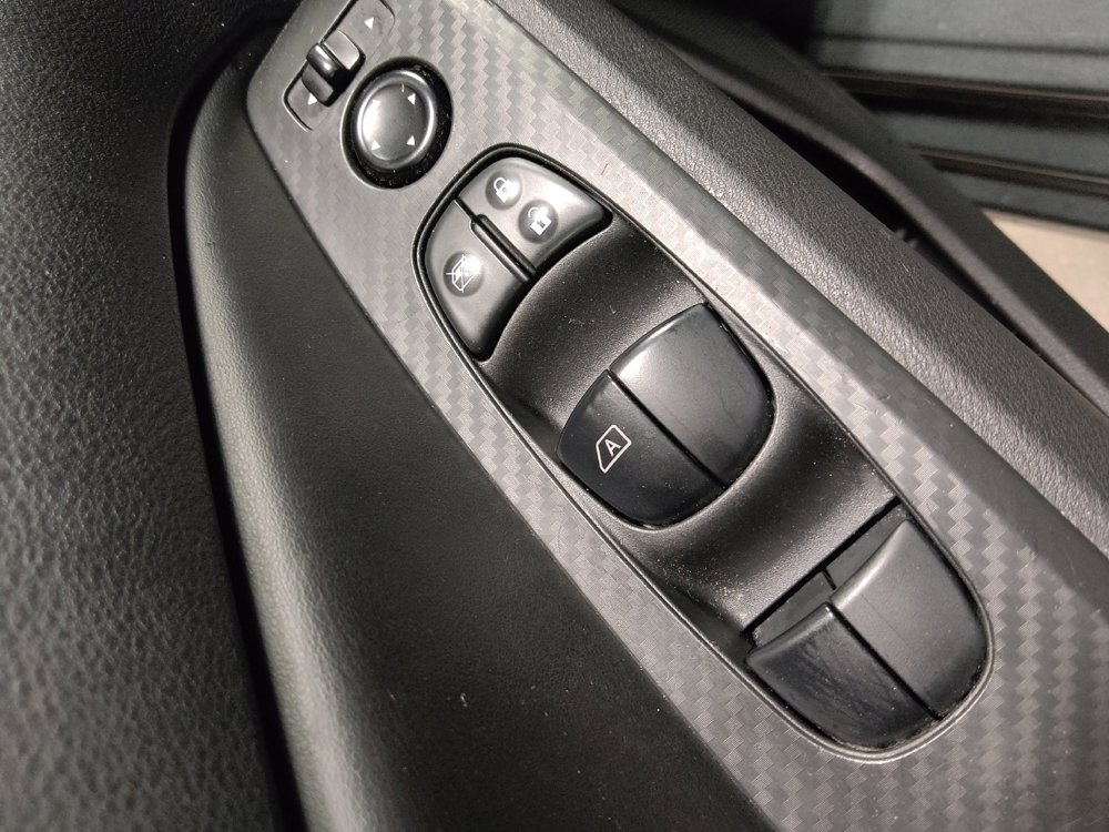 Used 2024 Nissan Altima 2.5 SV image 27