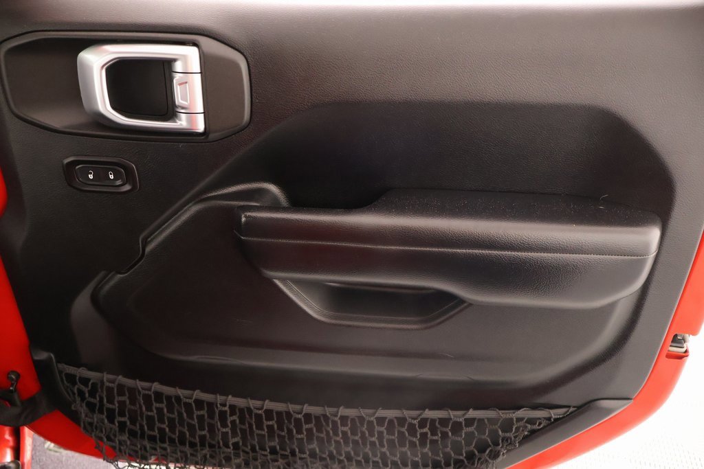 Used 2018 Jeep Wrangler Rubicon image 14