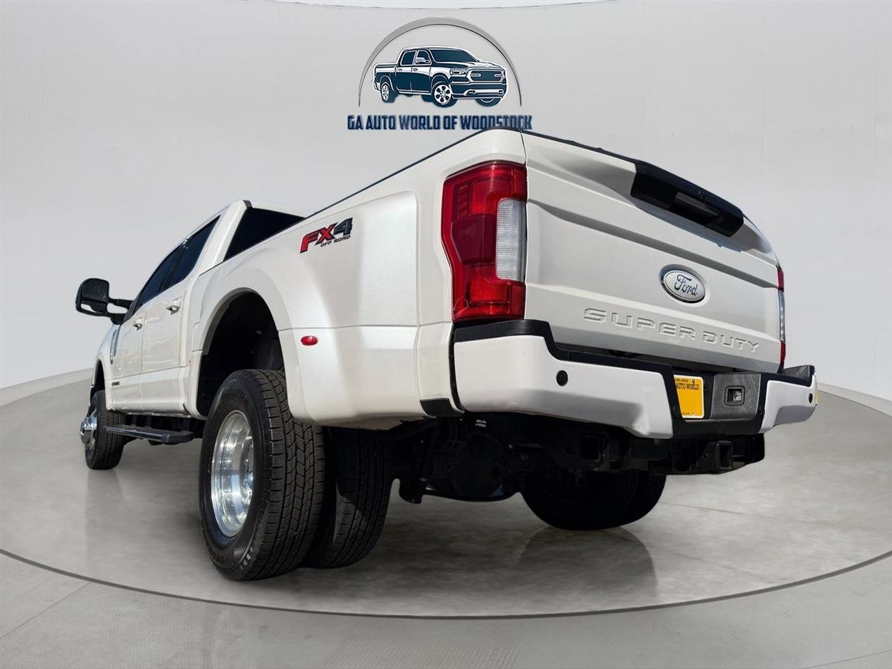 Used 2018 Ford F350 Lariat w/ Lariat Ultimate Package image 23
