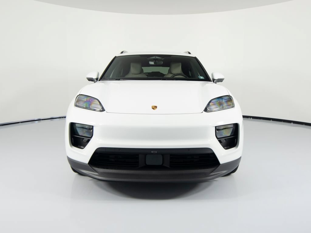 New 2026 Porsche Macan 4 Electric AWD/4WD image 13