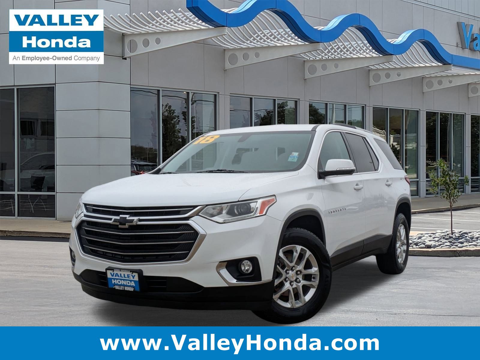 Used 2018 Chevrolet Traverse LT