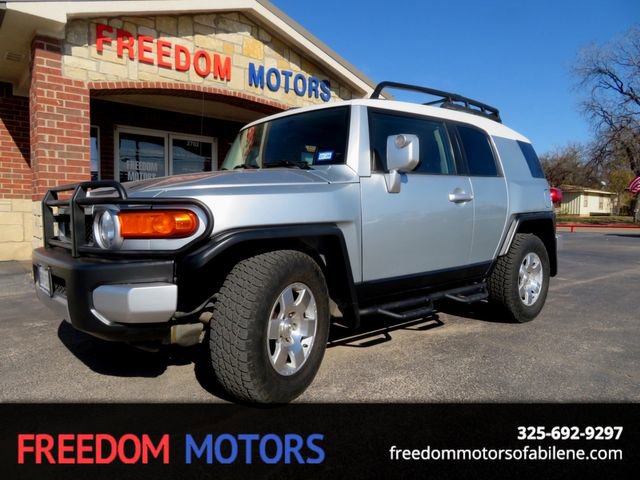 Used 2008 Toyota FJ Cruiser 2WD image 1