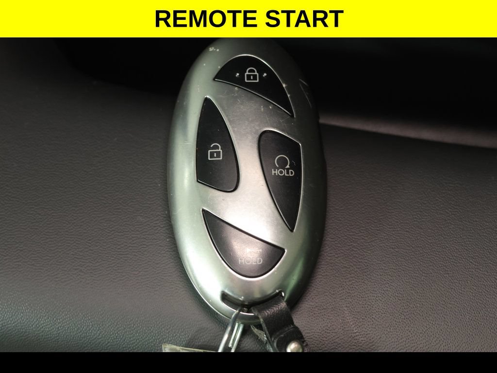 Used 2025 Hyundai Santa Fe SEL AWD/4WD image 11