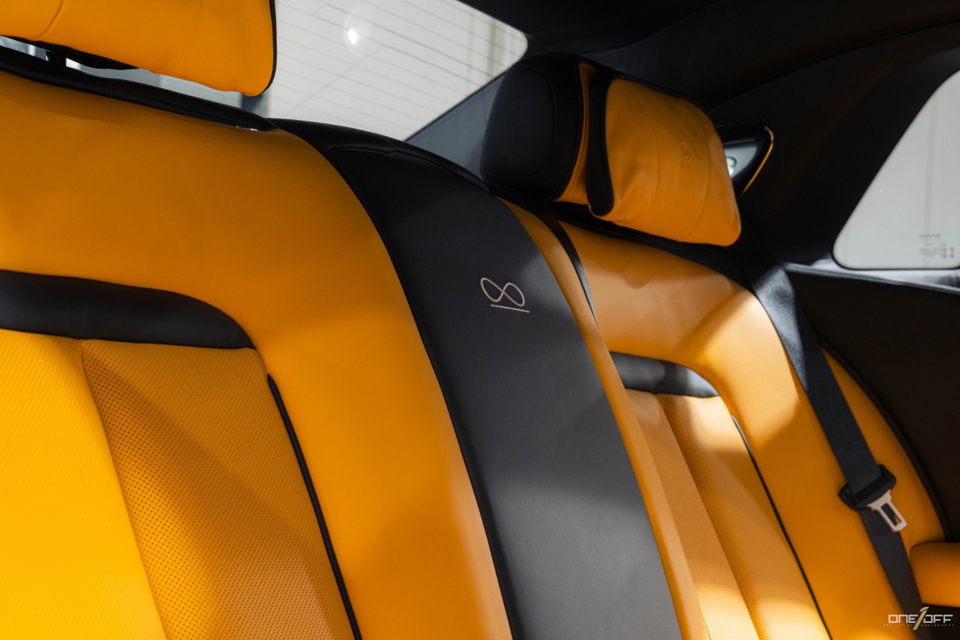 Used 2022 Rolls-Royce Ghost Black Badge image 11