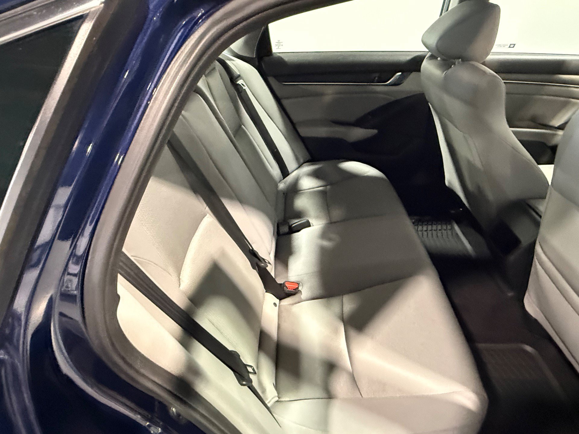 Used 2018 Honda Accord LX image 36