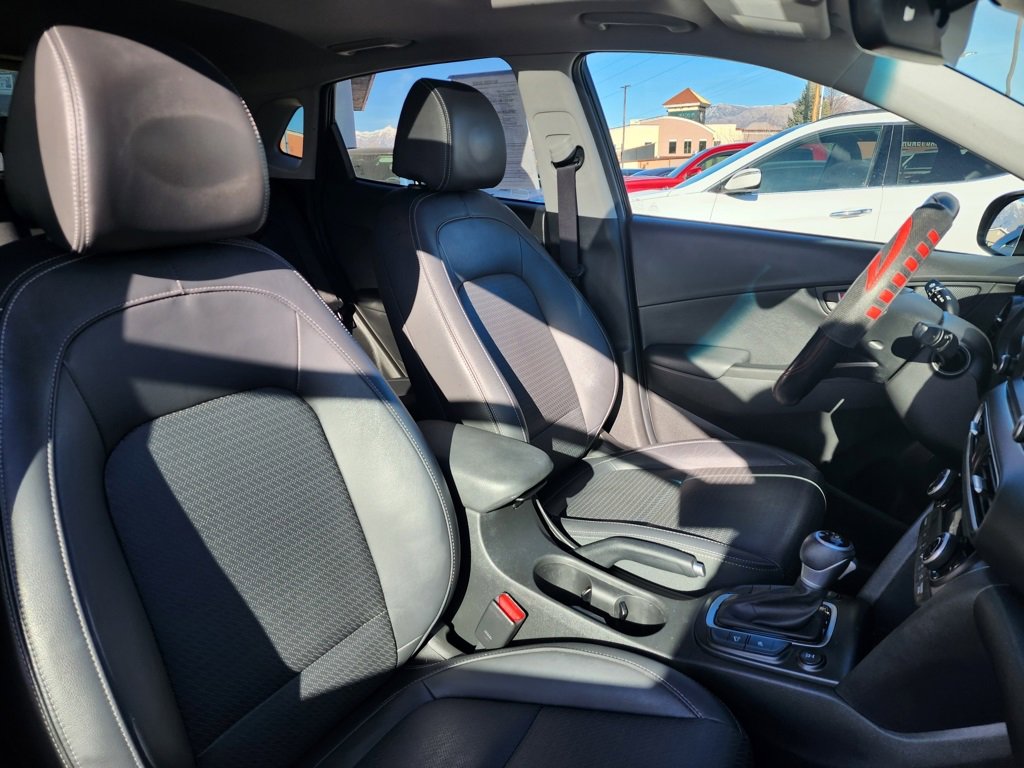 Used 2020 Hyundai Kona Limited image 15