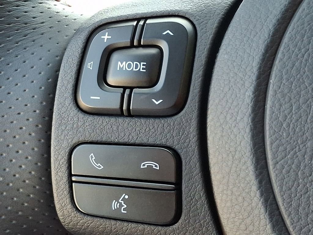 Used 2025 Lexus IS 350 F Sport w/ Accessory Package image 21