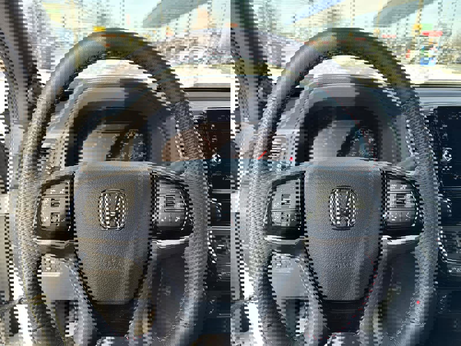 Used 2025 Honda Ridgeline Black Edition image 18