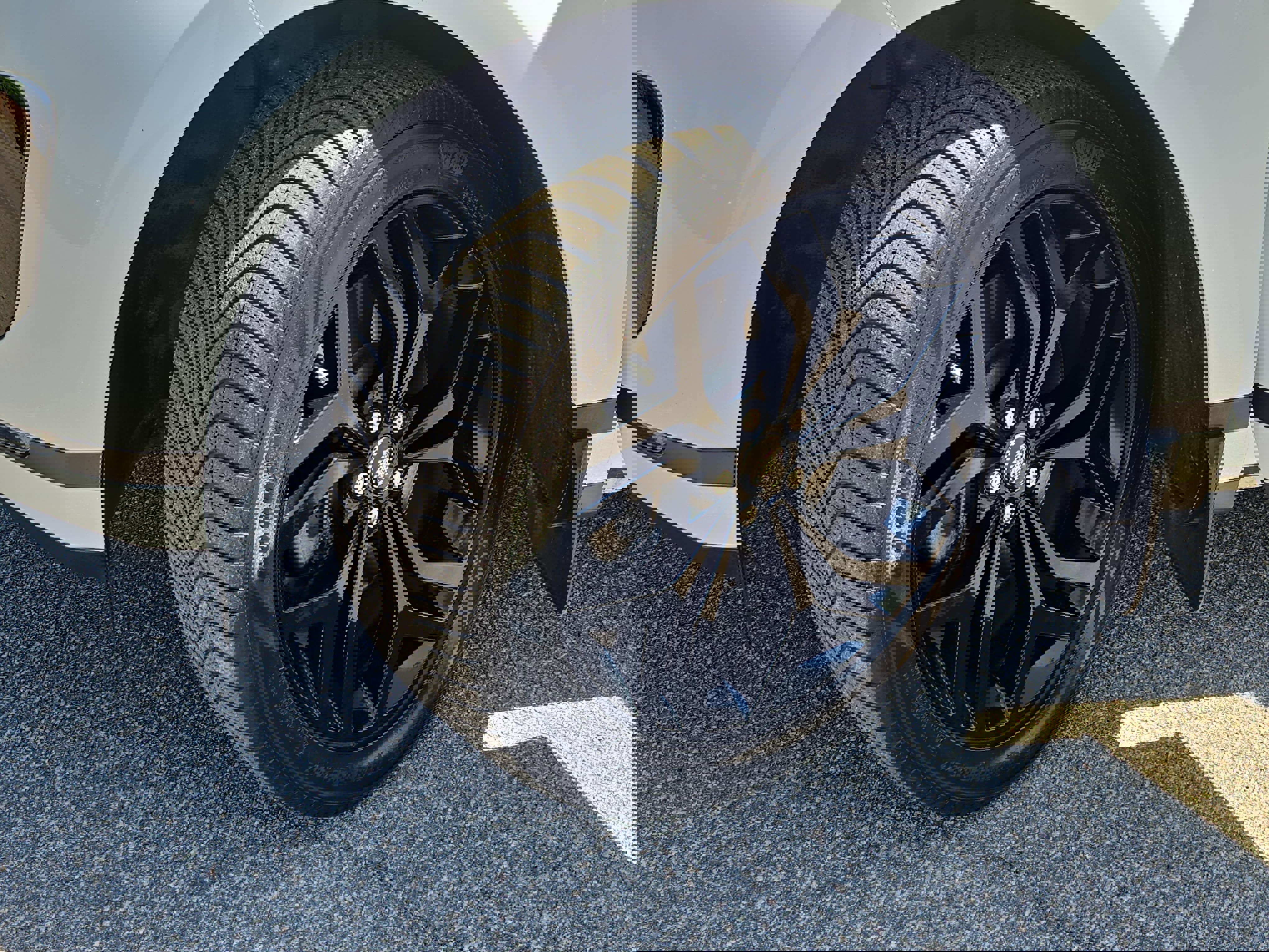 Certified 2023 Land Rover Range Rover Evoque SE image 32