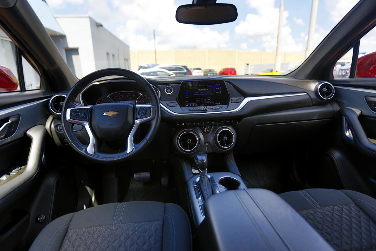 Used 2019 Chevrolet Blazer LT image 11