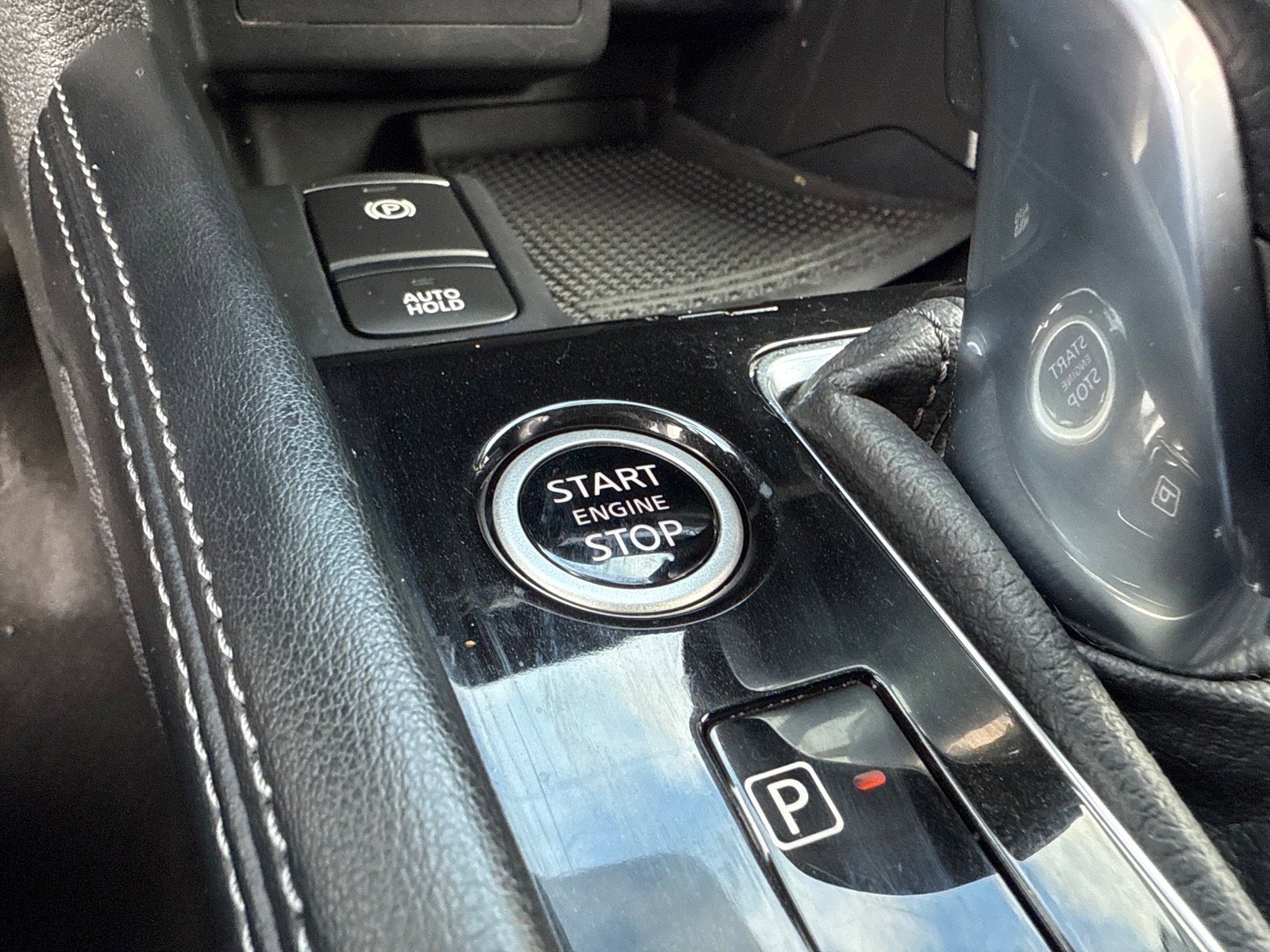 Used 2021 Nissan Kicks SV w/ Exterior Package FWD image 27
