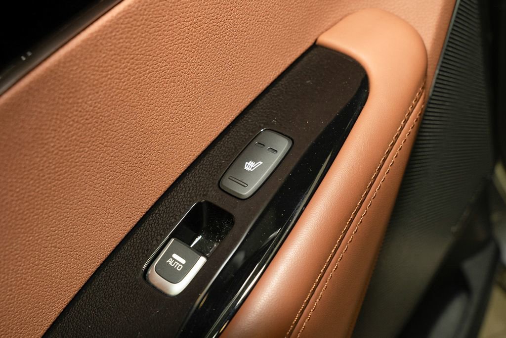 Used 2019 Kia Sorento SX image 13