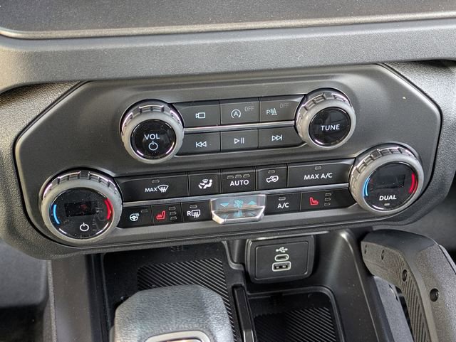 New 2026 Ford Bronco Badlands image 58