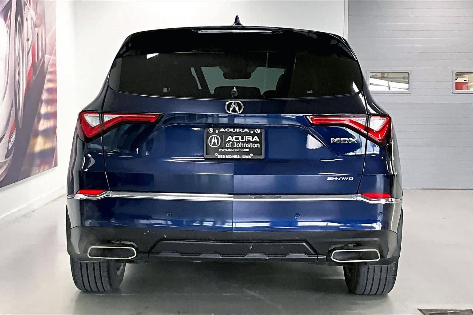 Used 2023 Acura MDX SH-AWD w/ Technology Package image 5