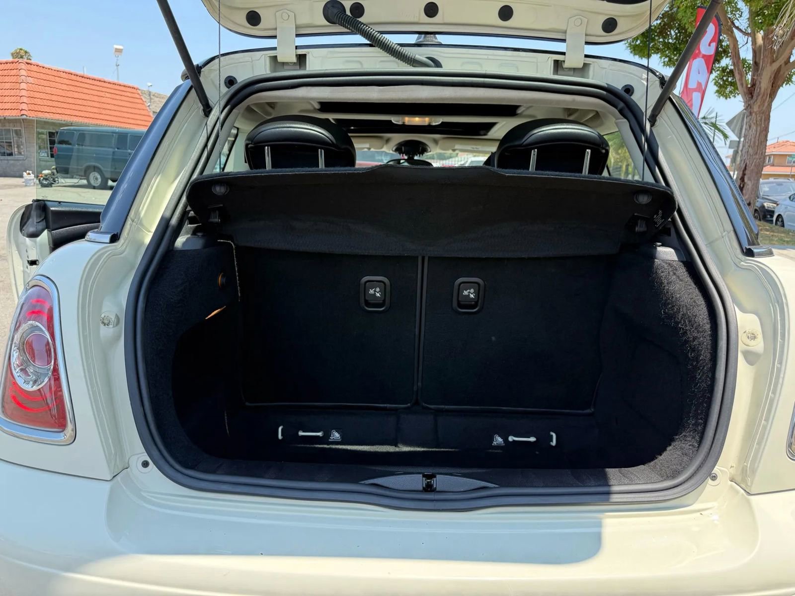 Used 2013 MINI Cooper Hardtop image 13