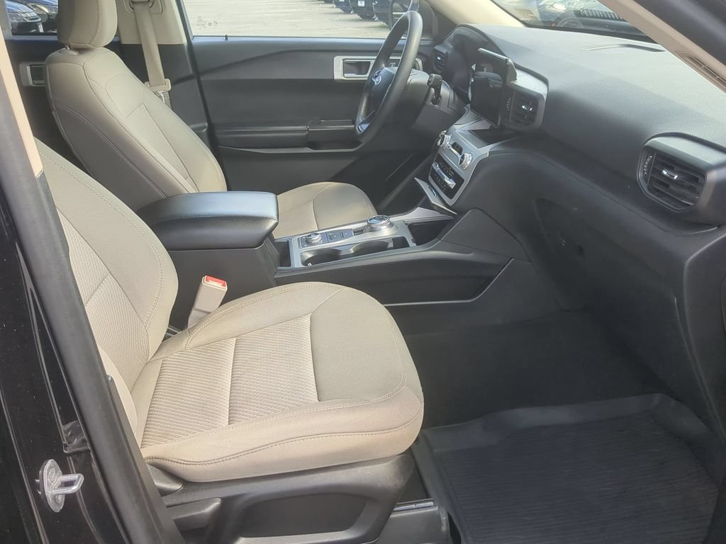 Used 2023 Ford Explorer 4WD image 29