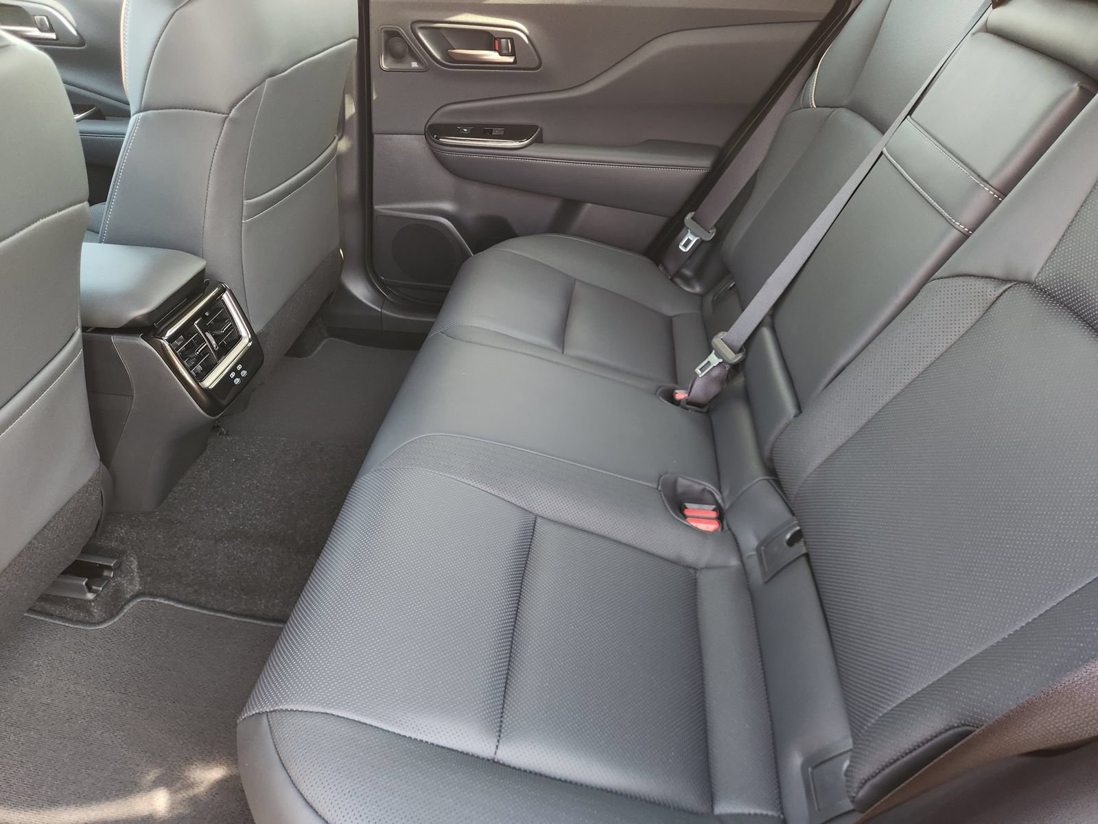 New 2026 Toyota Crown Signia AWD/4WD image 26