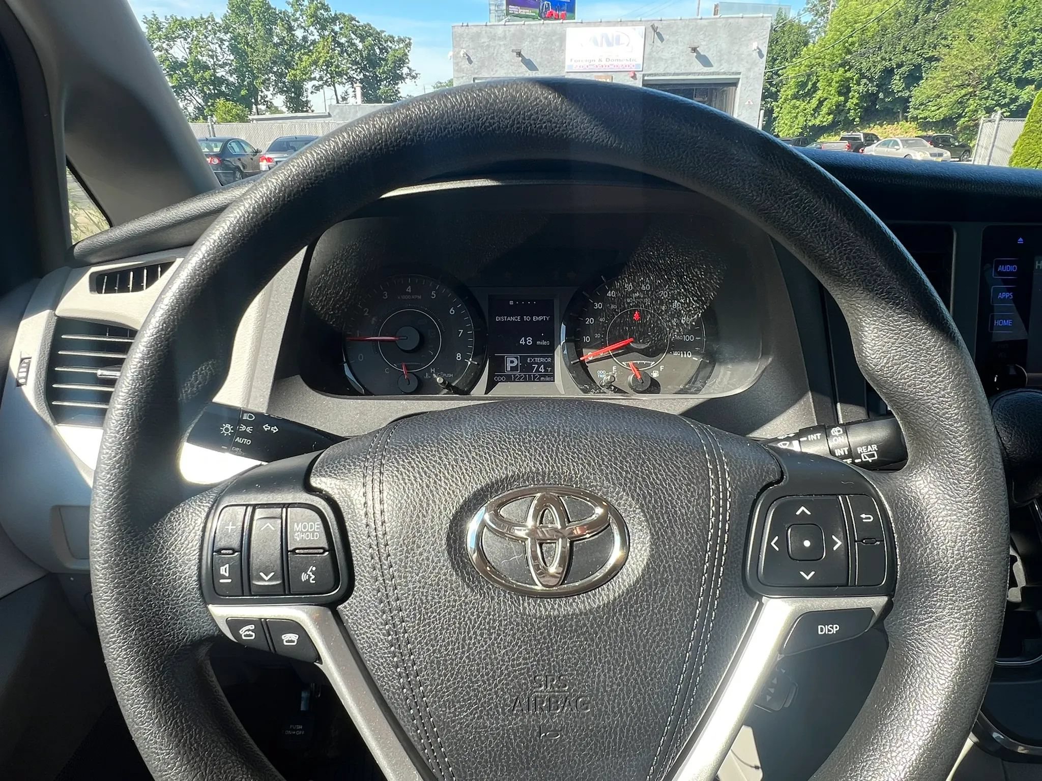 Used 2017 Toyota Sienna LE AWD/4WD image 18