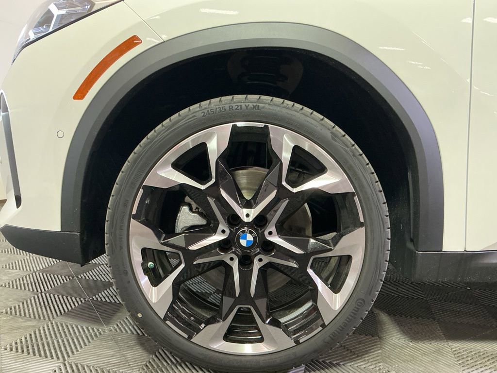 New 2026 BMW X2 xDrive28i w/ Convenience Package AWD/4WD image 8