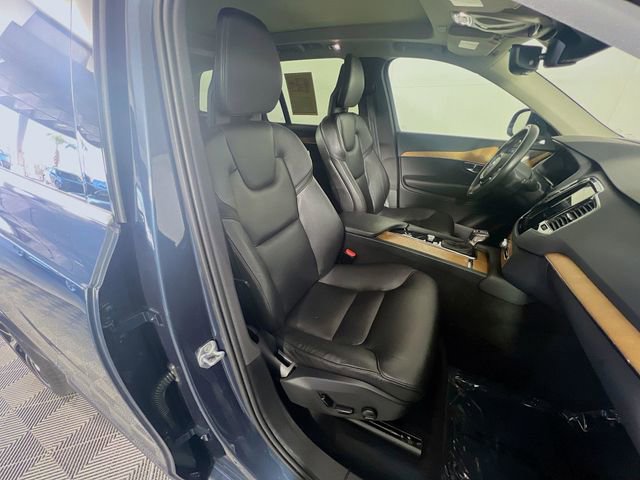 Used 2022 Volvo XC90 T6 Momentum w/ Advanced Package image 30