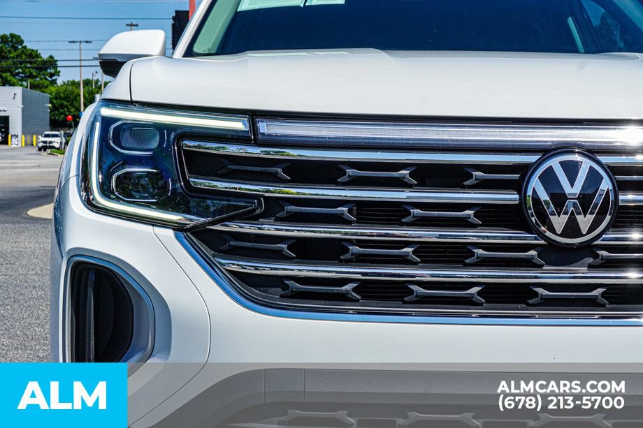Used 2025 Volkswagen Atlas SE FWD image 11