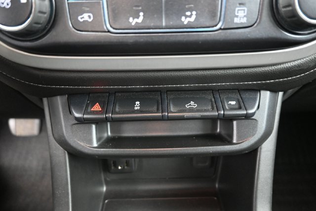 Used 2020 GMC Canyon SLE w/ Elevation Edition AWD/4WD image 29