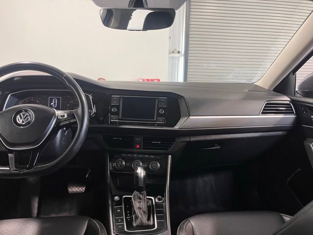Used 2021 Volkswagen Jetta SE image 20