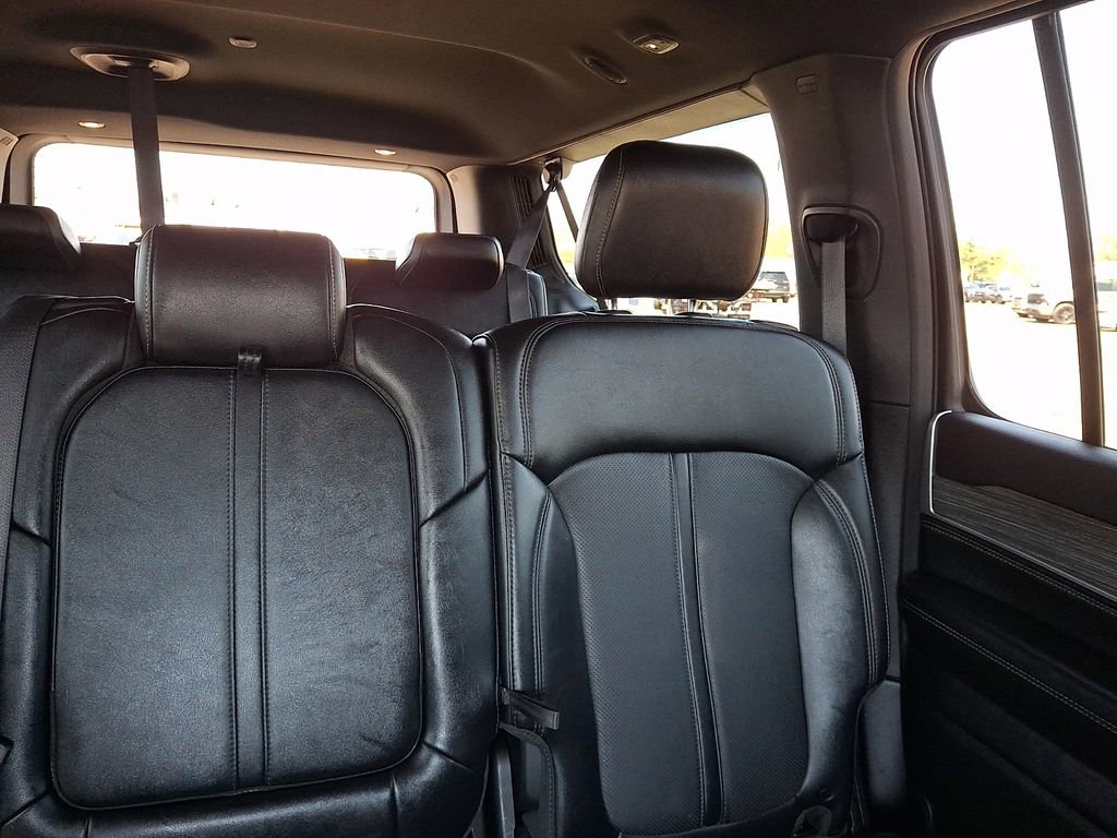 Used 2024 Jeep Wagoneer L Series II w/ Flexible Seating Group image 21
