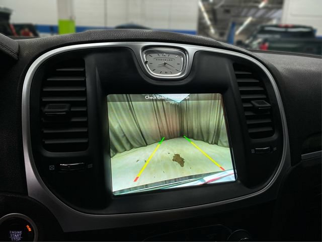 Used 2017 Chrysler 300 C AWD/4WD image 31