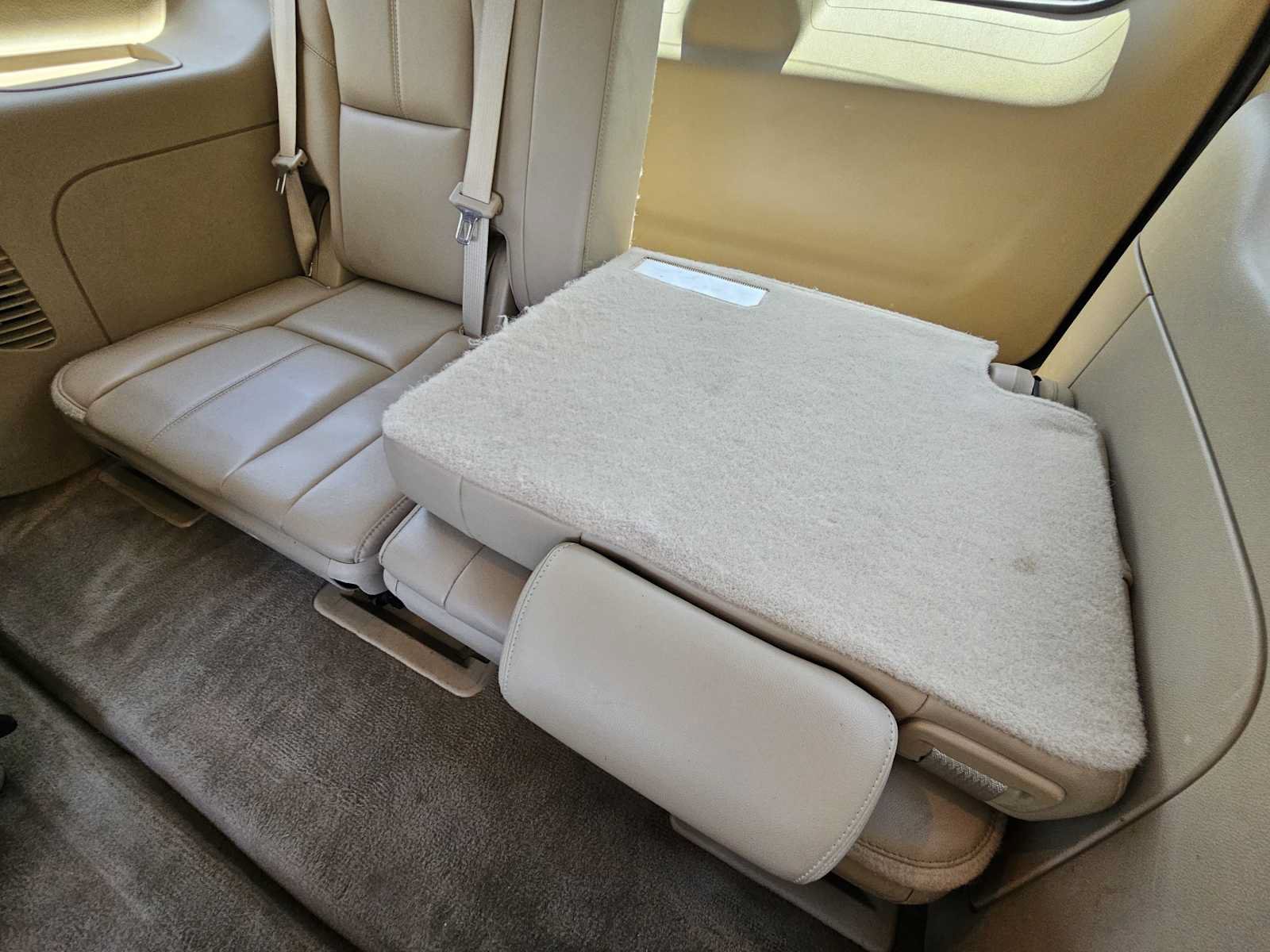 Used 2013 Chevrolet Tahoe LT w/ Texas Edition RWD image 30
