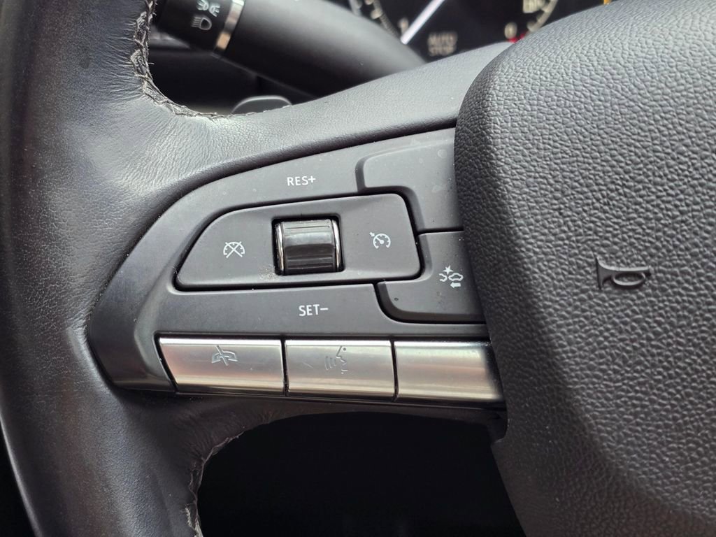 Certified 2023 Cadillac XT4 Premium Luxury w/ Driver Assist Package image 33