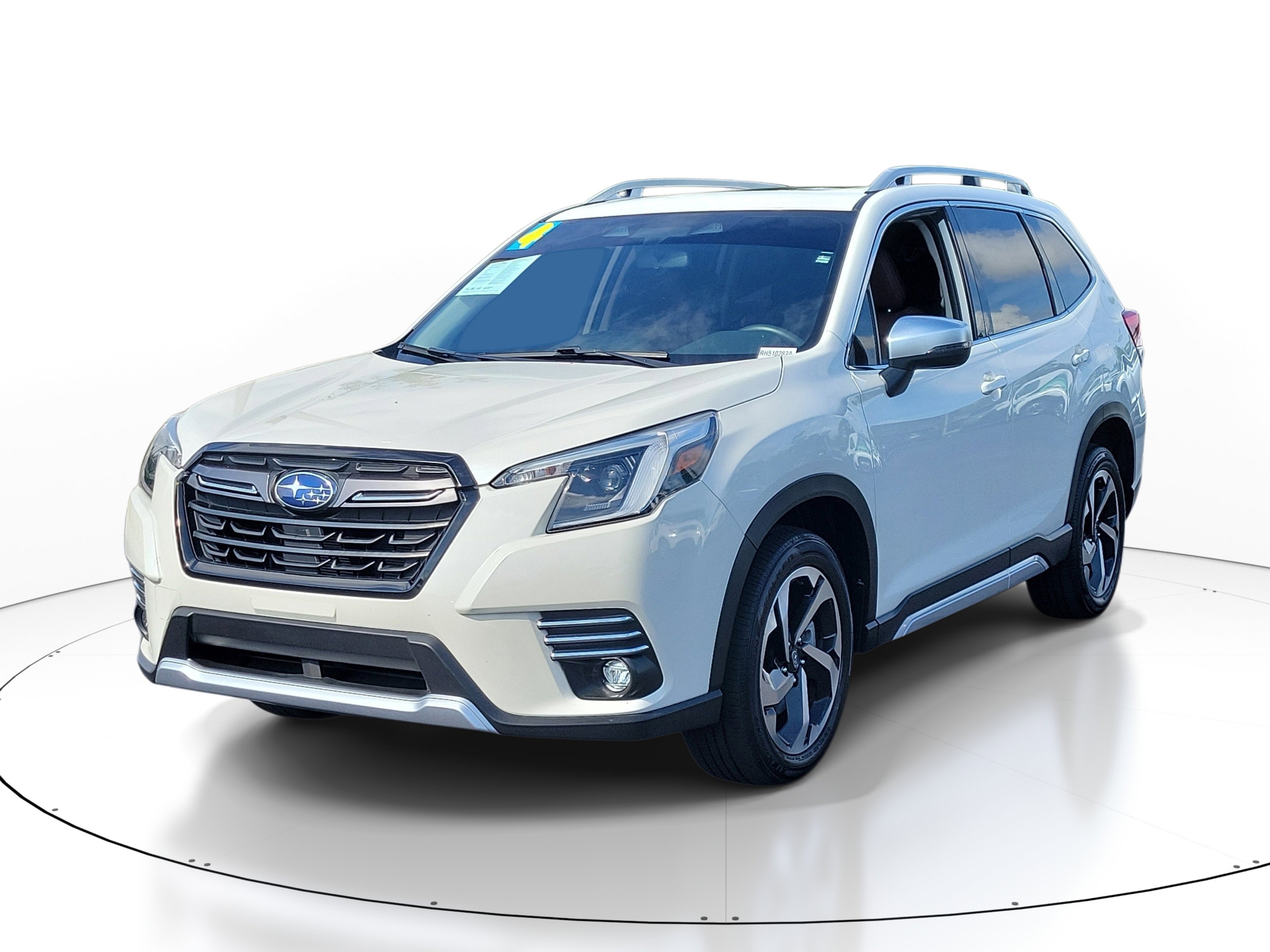 Certified 2024 Subaru Forester Touring AWD/4WD image 3
