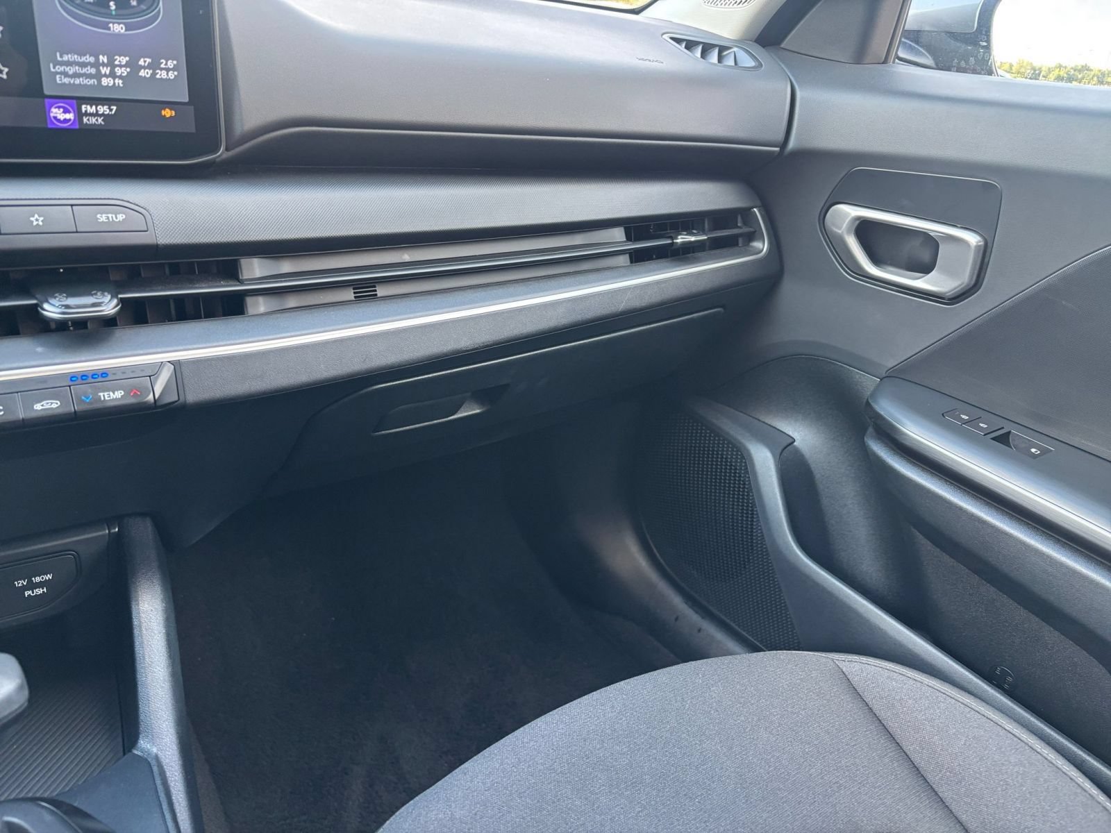 Used 2026 Kia K4 FWD image 33