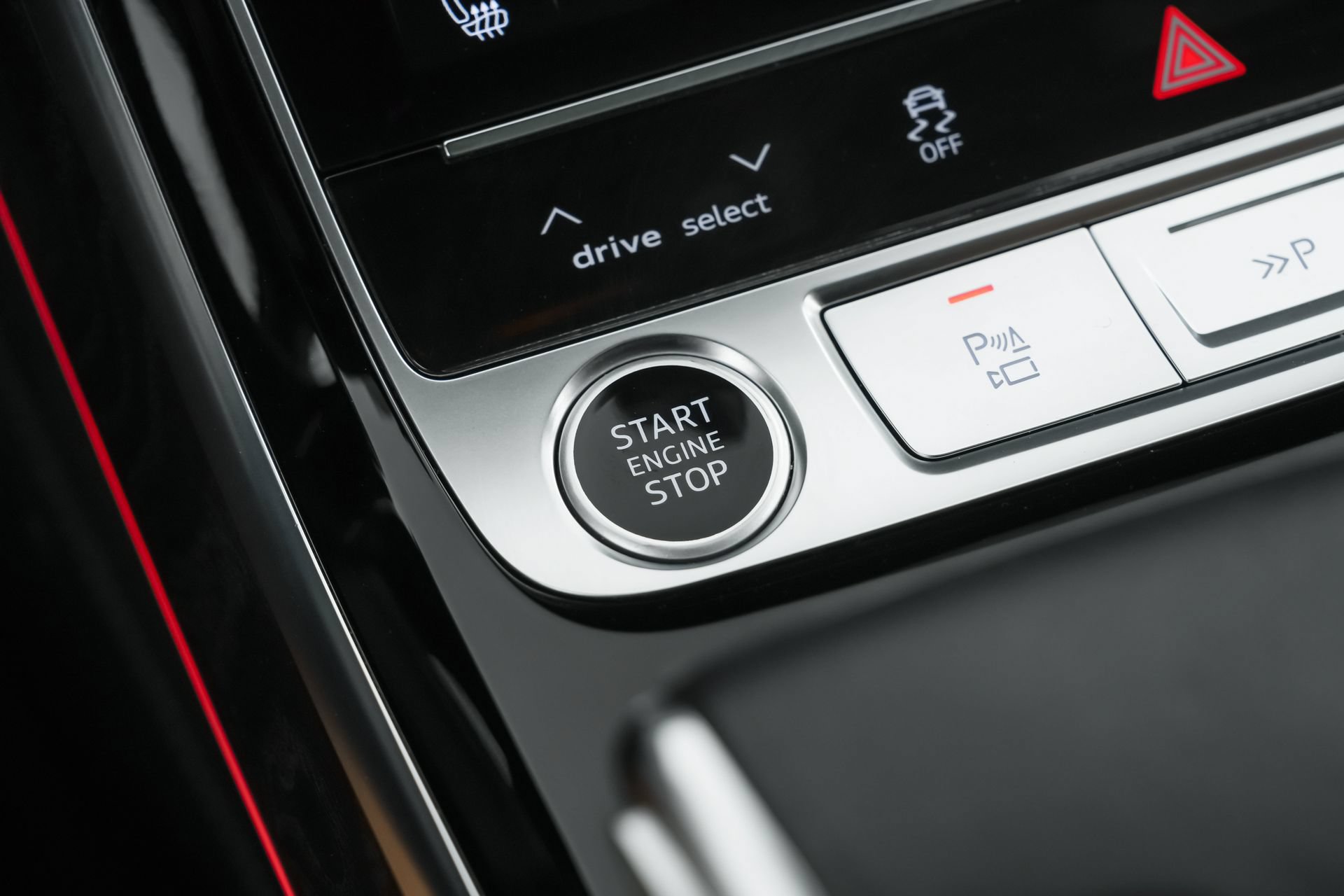 Used 2023 Audi A8 L 3.0T w/ Luxury Package AWD/4WD image 28