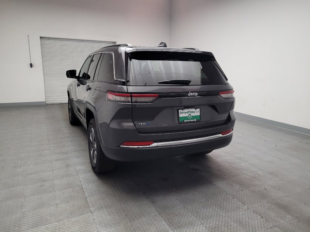 Used 2024 Jeep Grand Cherokee Limited 4xe image 6