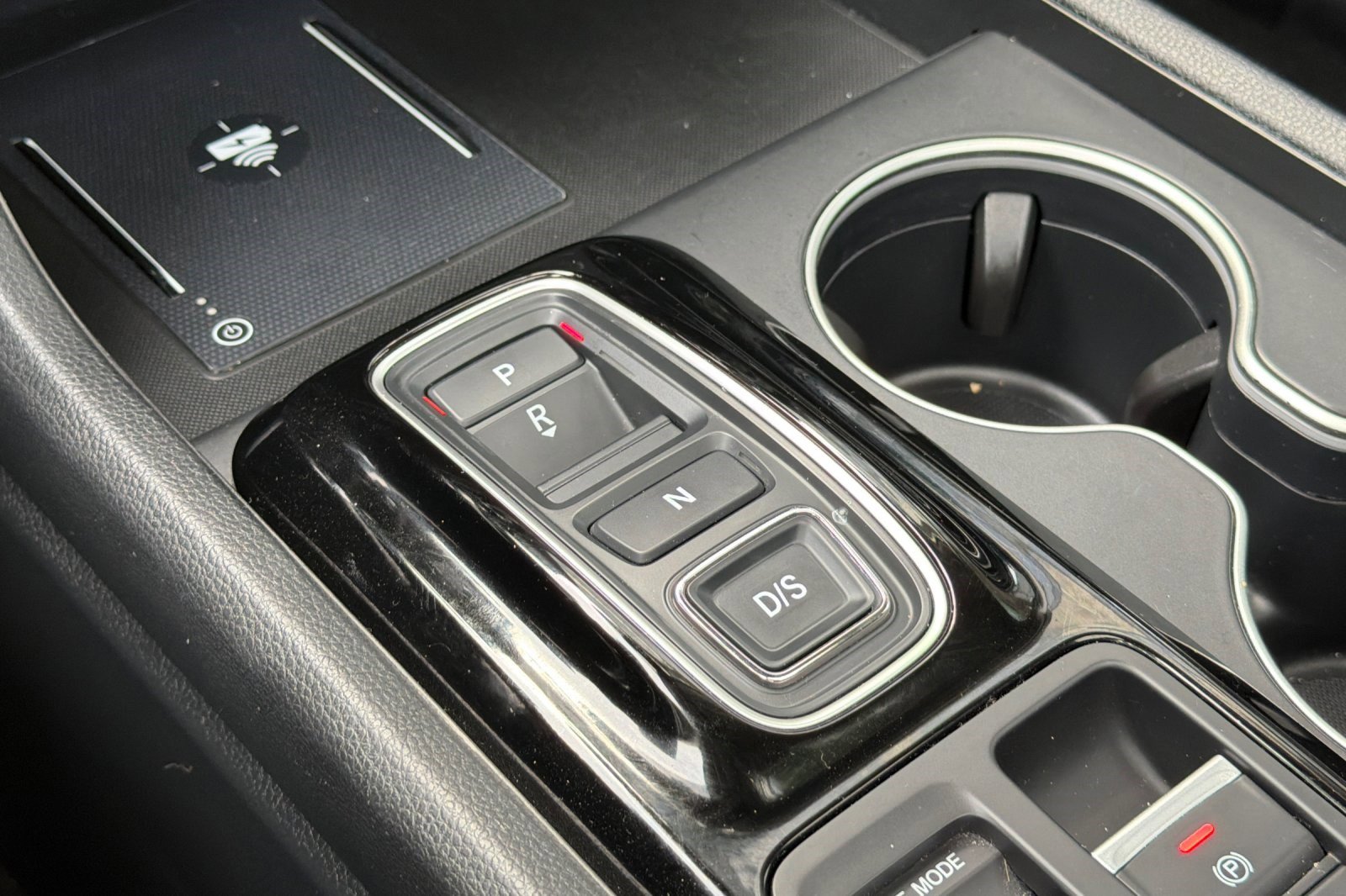 Used 2025 Honda Pilot Touring image 28