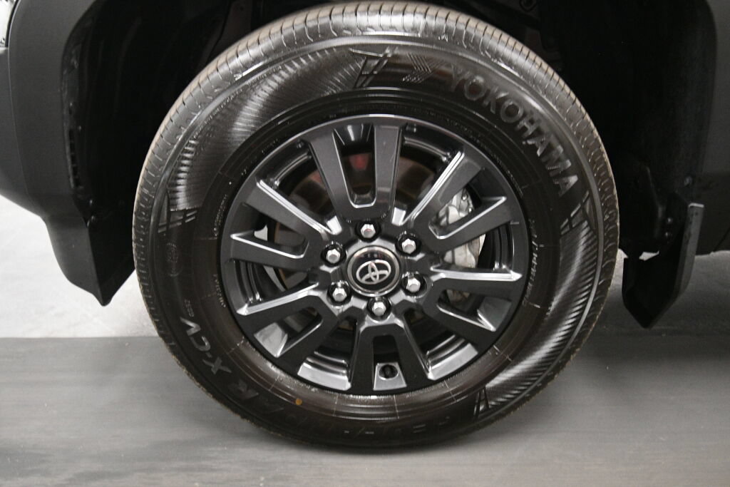 Certified 2026 Toyota Land Cruiser 1958 AWD/4WD image 31