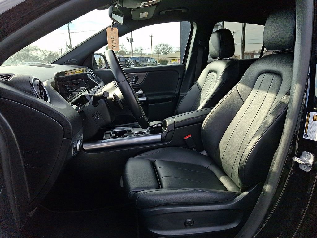 Used 2023 Mercedes-Benz GLA 250 4MATIC image 13