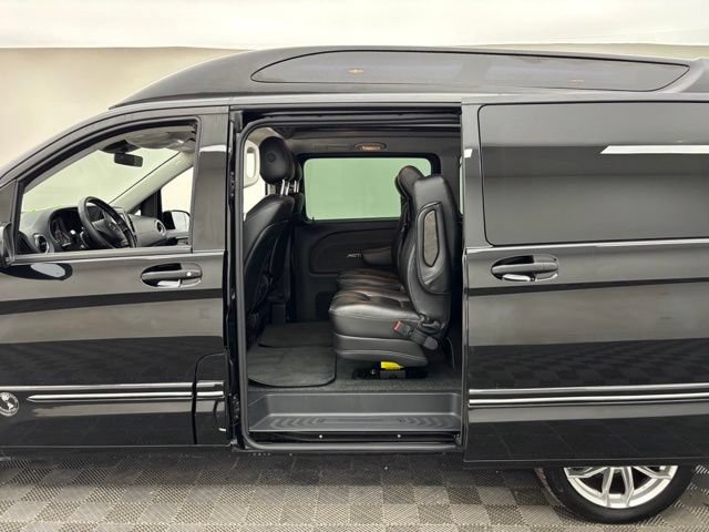 Used 2019 Mercedes-Benz Metris Passenger image 16
