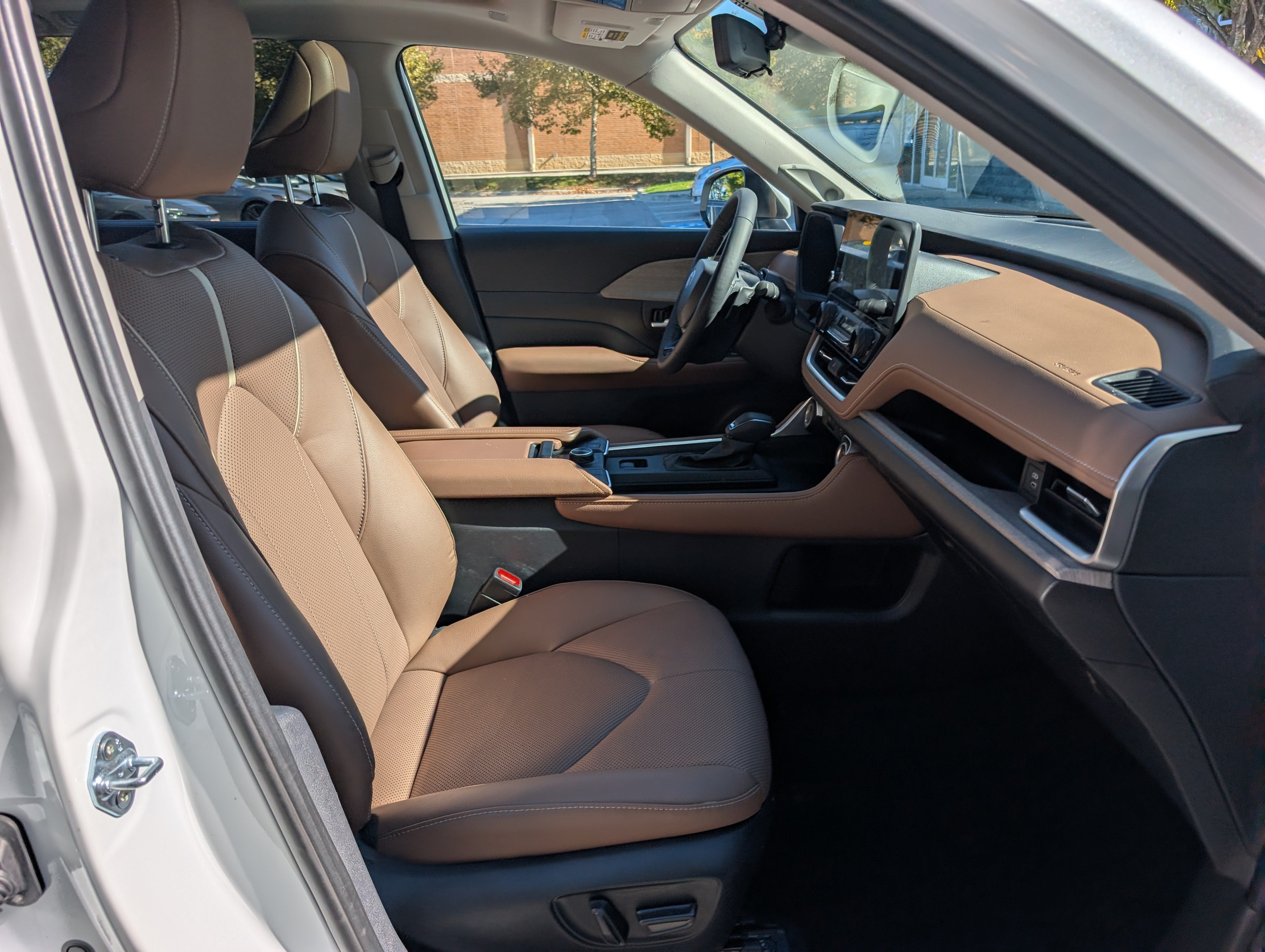 Used 2026 Toyota Grand Highlander AWD image 11