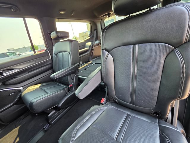 Used 2024 Jeep Wagoneer Series II AWD/4WD image 15