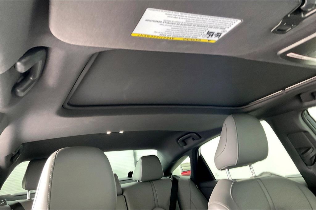 Used 2021 Toyota Avalon Limited w/ Advanced Safety Package image 21