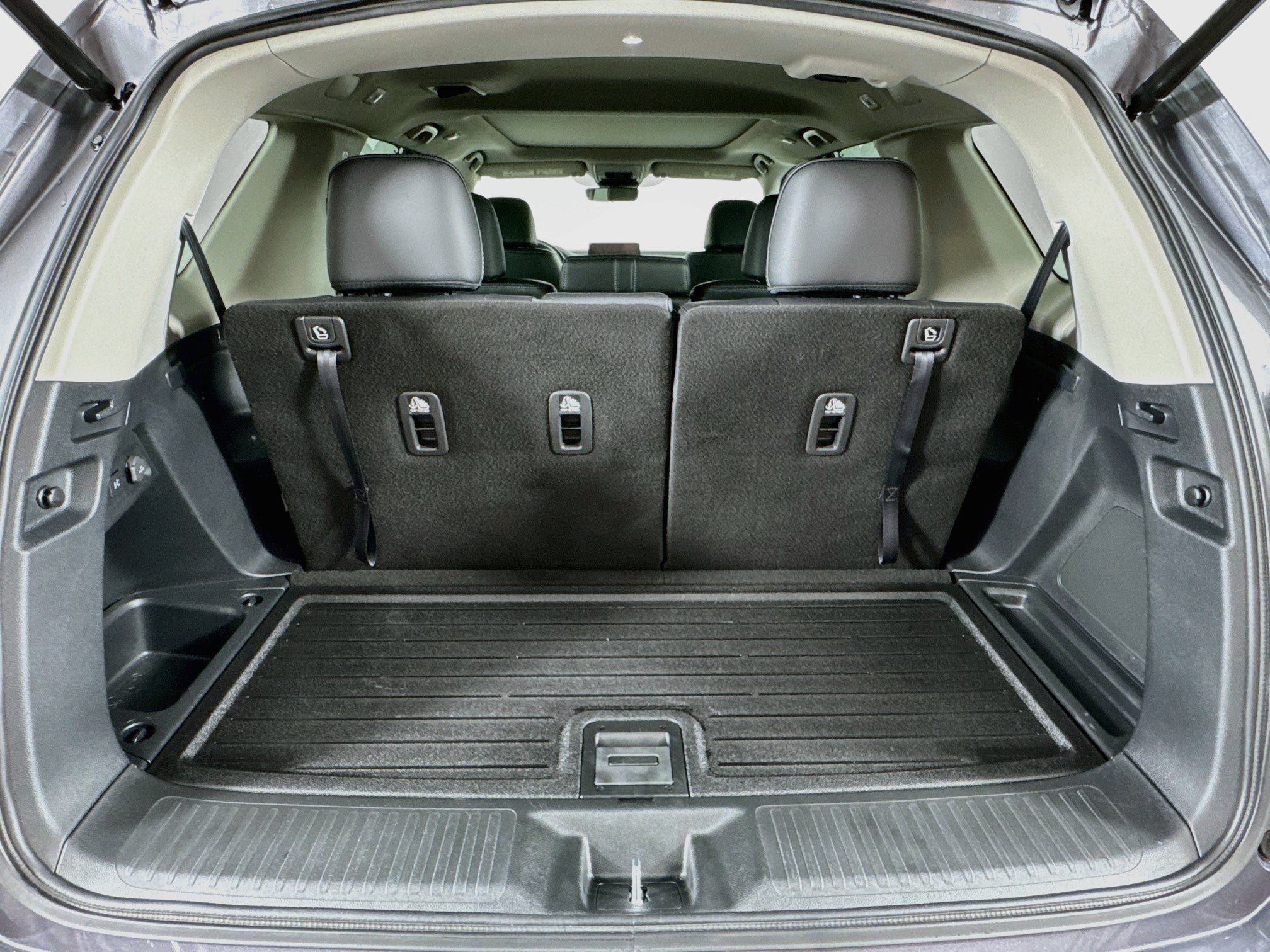 Certified 2025 Honda Pilot Touring image 28