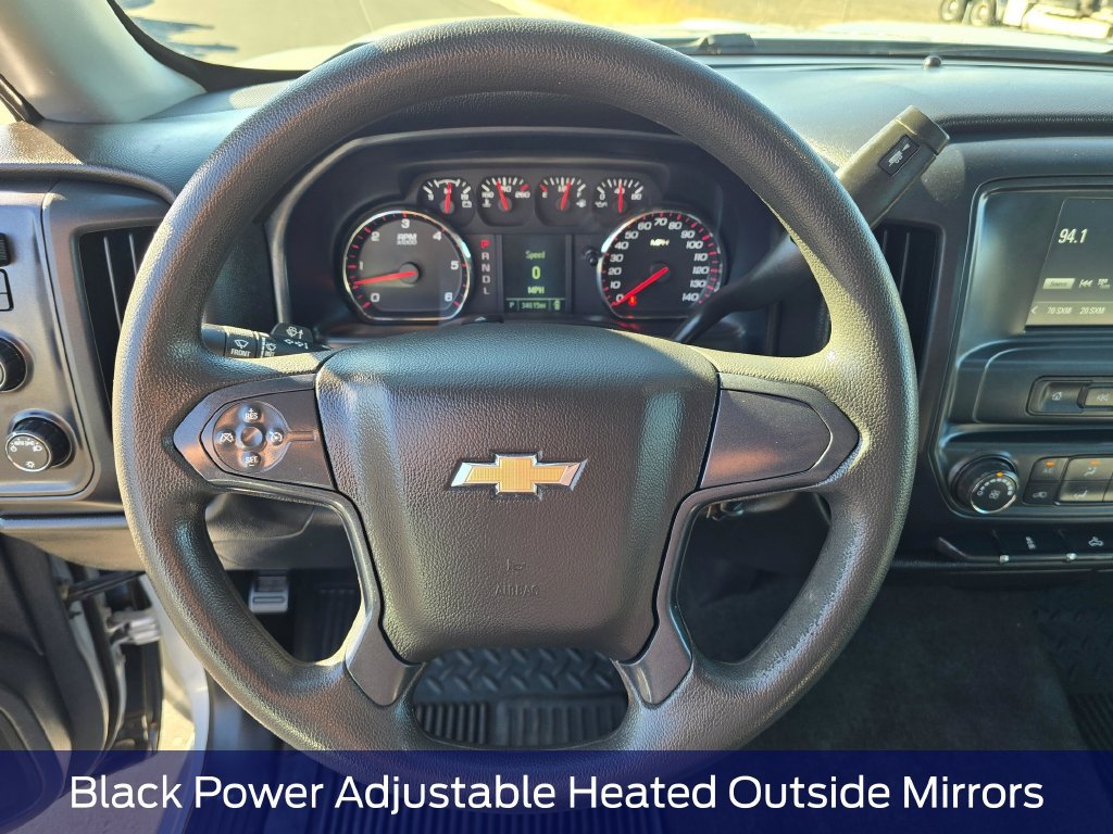 Used 2018 Chevrolet Silverado 1500 Custom w/ Custom Convenience Package AWD/4WD image 19